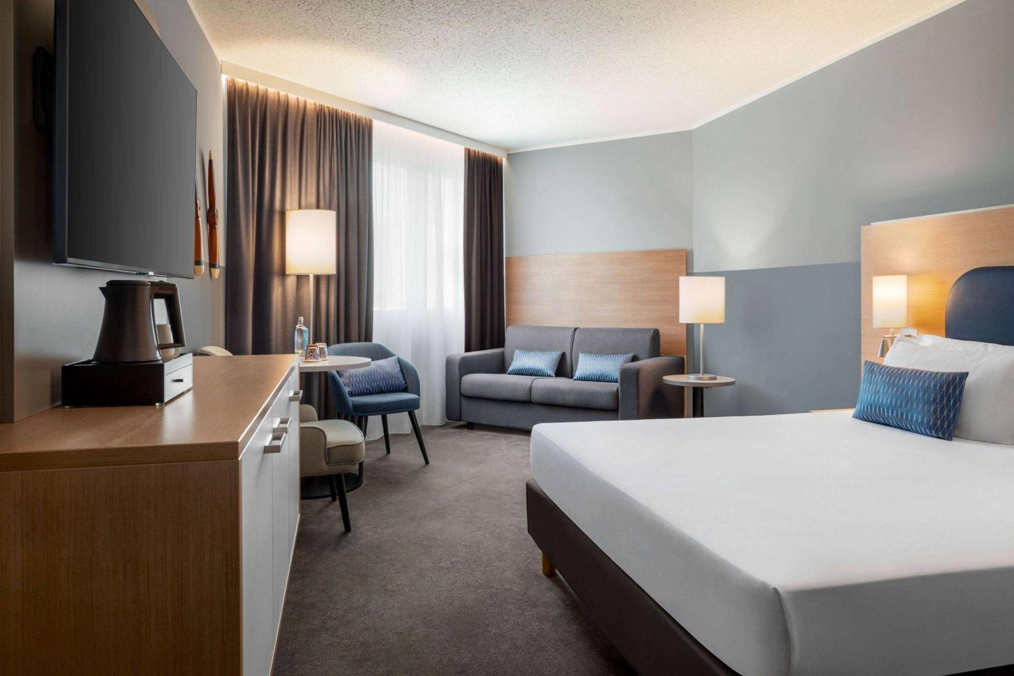 Готель Vienna House Easy By Wyndham Frankfurt Airport Кельстербах Екстер'єр фото