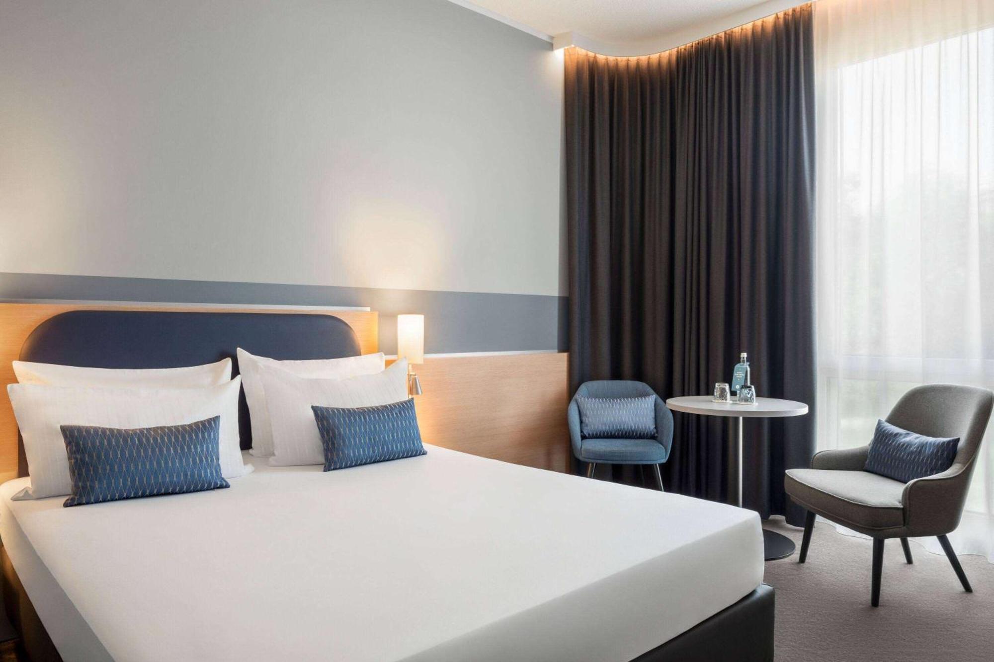 Готель Vienna House Easy By Wyndham Frankfurt Airport Кельстербах Екстер'єр фото
