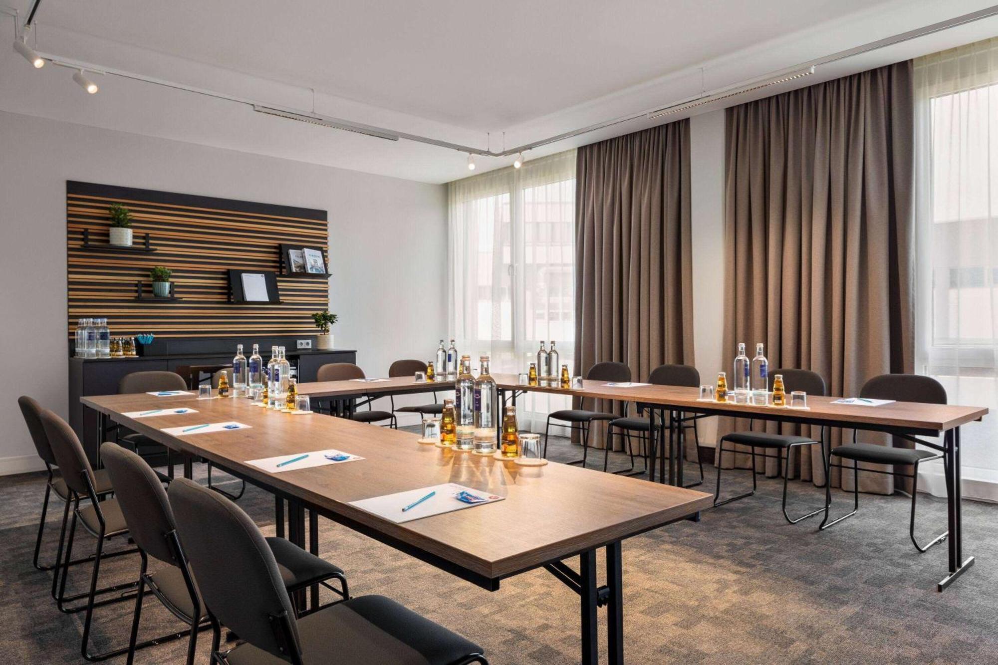 Готель Vienna House Easy By Wyndham Frankfurt Airport Кельстербах Екстер'єр фото