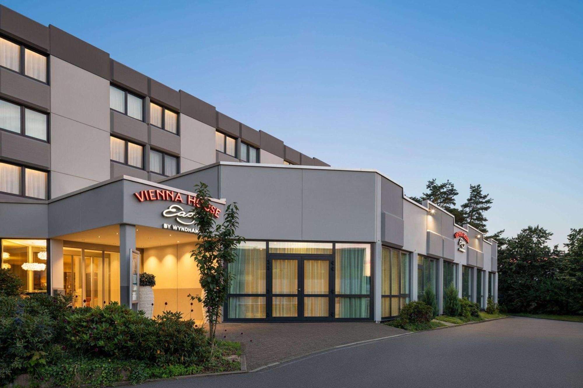 Готель Vienna House Easy By Wyndham Frankfurt Airport Кельстербах Екстер'єр фото